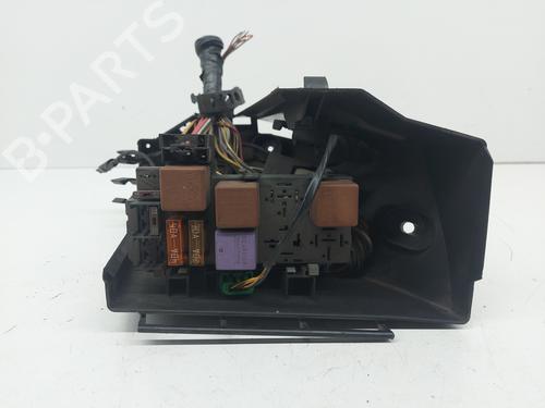 Used Fuse box RENAULT MEGANE I (BA0/1_) 1.9 dTi (BA08, BA0N) (98 hp) 24876511