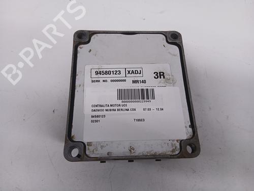 Engine control unit (ECU) DAEWOO NUBIRA Saloon (J200) 1.8 | BP31149772M57
