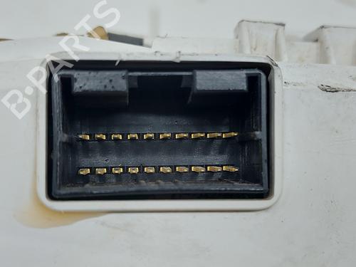 Instrument cluster KIA SORENTO I (JC) 2.5 CRDi | BP25257415C47 