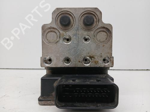 Used ABS pump RENAULT TRAFIC II Van (FL) [2001-2025]  28313908
