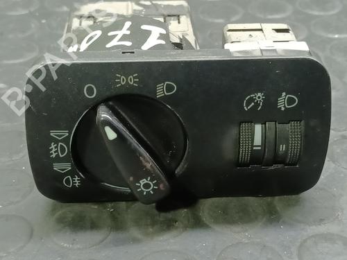 Used Headlight switch SEAT CORDOBA (6K1, 6K2) 1.4 16V (75 hp) 31696887