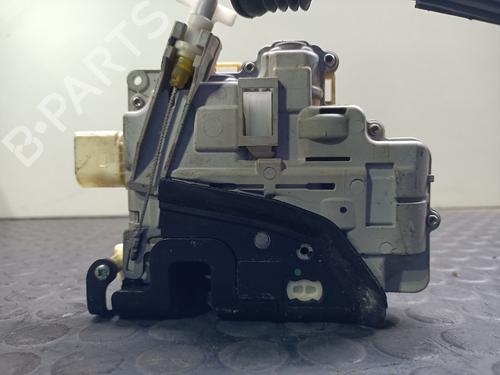 Used Front right lock VW PASSAT B6 (3C2) [2005-2010]  20833909