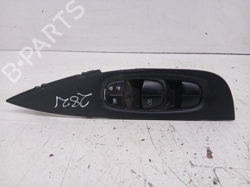 Used Left front window switch NISSAN QASHQAI II (J11, J11_) [2013-2025]  29877898