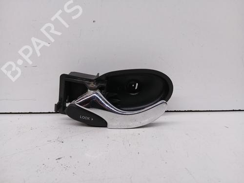 Venstre fortil invendig håndtag FORD FOCUS I (DAW, DBW) 1.8 TDCi (100 hp) 32986965