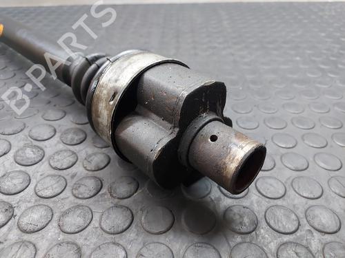 Left front driveshaft MITSUBISHI CARISMA Saloon (DA_) 1.9 TD (DA4A) | BP27865035M38 