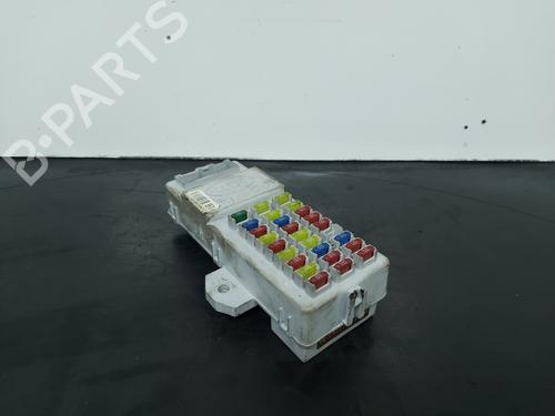 Used Fuse box KIA SORENTO I (JC) 2.5 CRDi 4WD (140 hp) 20838665