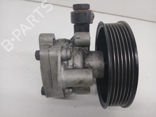 Used Steering pump HYUNDAI ELANTRA III Saloon (XD) 2.0 CRDi (113 hp) 24630031
