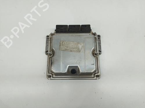 Calculateur moteur (ecu) RENAULT SCÉNIC I MPV (JA0/1_, FA0_) [1999-2010]  20815167