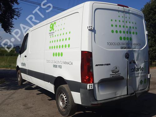 Engine control unit (ECU) MERCEDES-BENZ SPRINTER 3-t Van (B910) 211 CDI (910.621, 910.623) | BP29257057M57 