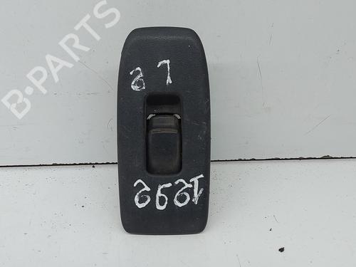 Venstre bagtil elrude kontakt MITSUBISHI PAJERO III (V7_W, V6_W) 3.2 Di-D (V68W, V78W) (165 hp) 32521875