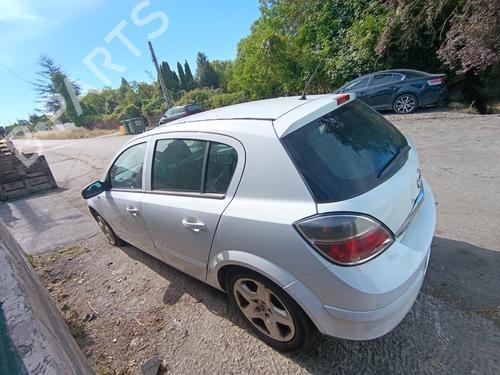 Fuse box OPEL ASTRA H (A04) | BP38734799E1 - Image 8