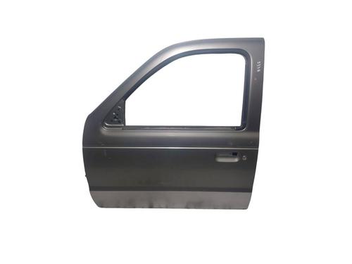 Used Left front door Left front door 39102556 39102556