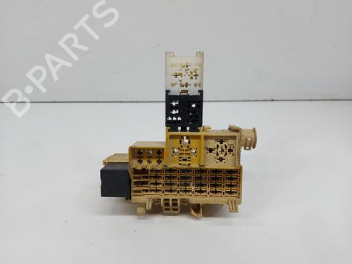 Used Fuse box NISSAN MICRA III (K12) 1.5 dCi (82 hp) 20833733