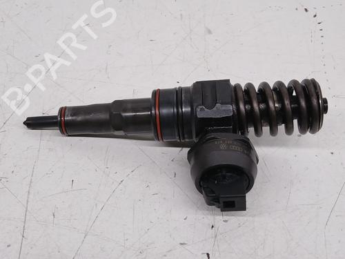 Injecteur AUDI A3 (8L1) 1.9 TDI (100 hp) 31906825