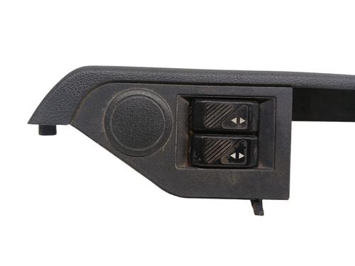 Used Left front window switch RENAULT CLIO I (B/C57_, 5/357_) 1.4 (B57J, C57J, B57P) (75 hp) 31194577