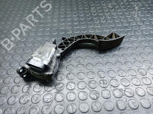 Used Pedal VOLVO S40 II (544) 2.0 D (136 hp) 20828810