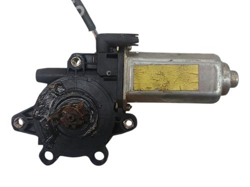 Used Right front window motor Right front window motor LAND ROVER DISCOVERY II (L318) 2.5 Td5 4x4 (139 hp) 35738130 35738130