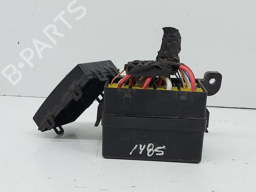 Used Fuse box HYUNDAI SANTA FÉ II (CM) 2.2 CRDi GLS (150 hp) 26190735