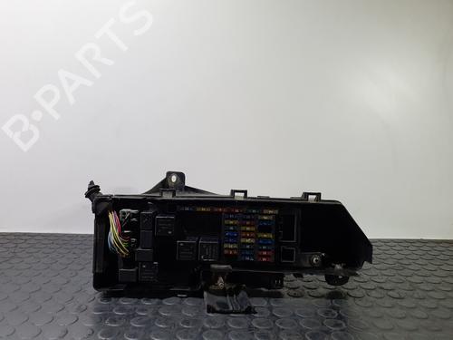 Used Fuse box VOLVO S80 I (184) 2.4 (170 hp) 20835306