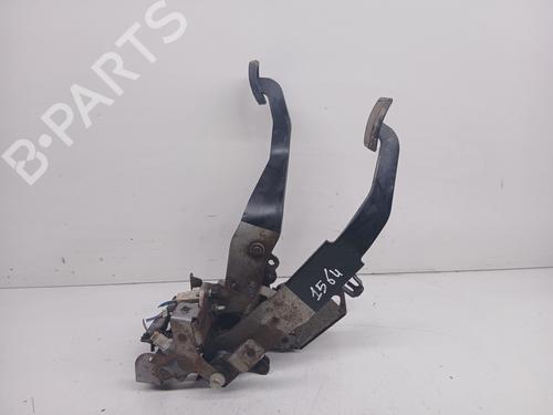 Used Pedal Pedal SUZUKI GRAND VITARA II (JT, TE, TD) 1.9 DDiS All-wheel Drive (JT419, TD44, JB419WD, JB419XD,... (129 hp) 27452159 27452159