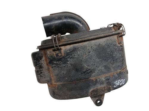 Used Air filter box Air filter box MITSUBISHI PAJERO I (L04_G, L14_G) 2.5 TD (L044G, L049G) (87 hp) 40282029 40282029