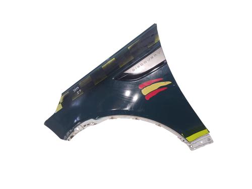 Used Left front fenders Left front fenders 37509802 37509802