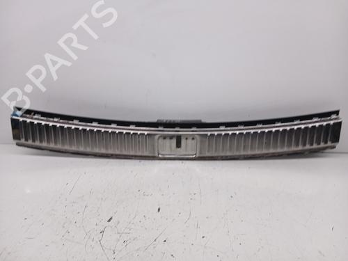 Used Boot lining PORSCHE CAYENNE (92A) [2010-2018]  28530257