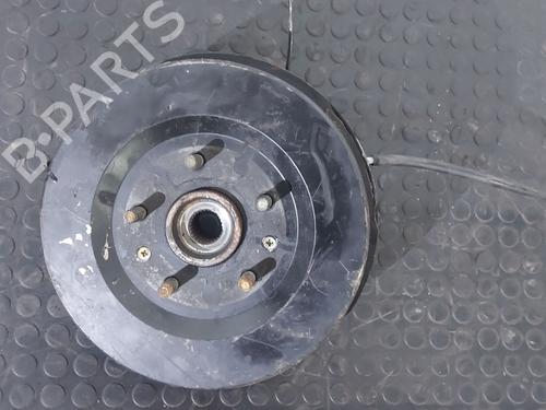 Used Right front steering knuckle LAND ROVER FREELANDER I (L314) 2.0 Td4 4x4 (112 hp) 20838160