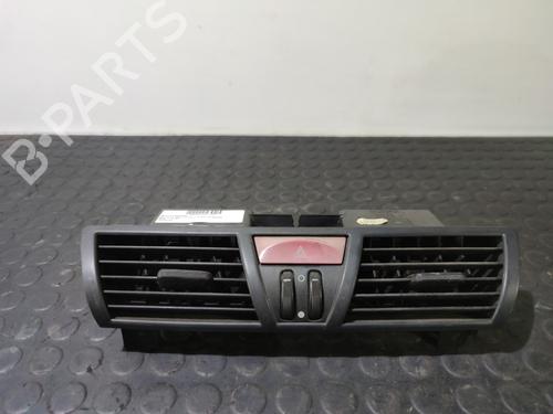 Used Air vent FIAT STILO (192_) 1.9 JTD (192_XE1A) (115 hp) 32046579