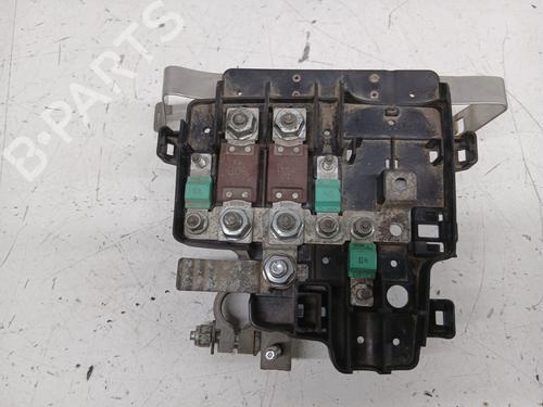 Used Fuse box RENAULT MASTER III Van (FV) [2010-2025]  30551656