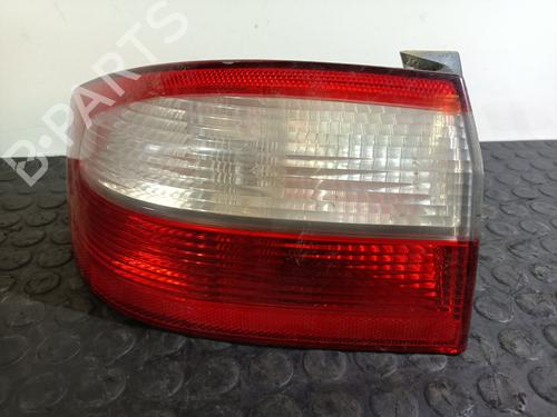 Used Left taillight RENAULT LAGUNA II (BG0/1_) [2001-2007]  20823405