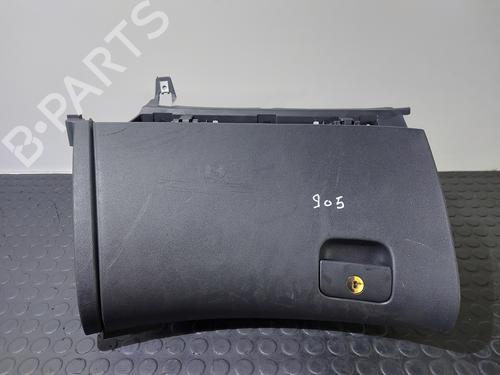 Used Glove box HYUNDAI i30 Estate (FD) 1.6 CRDi (90 hp) 32144261