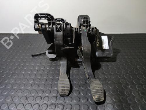 Used Clutch pedal Clutch pedal FIAT DOBLO Platform/Chassis (263_) 1.3 D Multijet (90 hp) 32473490 32473490