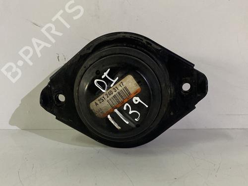 Used Engine mount MERCEDES-BENZ M-CLASS (W164) ML 350 CDI 4-matic (164.125, 164.124) (211 hp) 20837977
