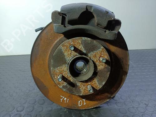 Fusée avant droite NISSAN ALMERA II (N16) 2.2 dCi (112 hp) 32036798