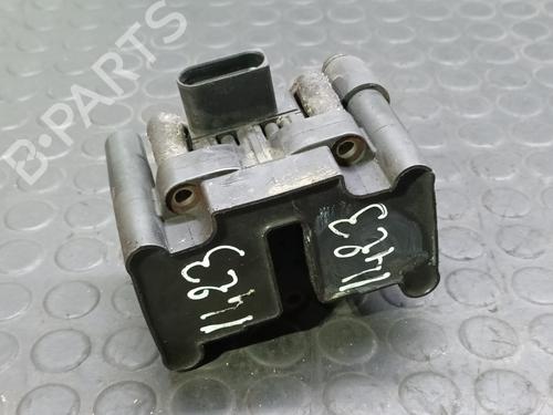 Used Ignition coil VW GOLF IV (1J1) 1.6 (100 hp) 32188304