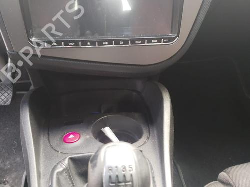 Left headlight SEAT LEON (1P1)  | BP32010835C28 