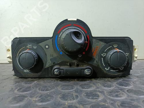 Used Climate control RENAULT MEGANE II (BM0/1_, CM0/1_) 1.4 16V (BM0B, CM0B) (98 hp) 20828953