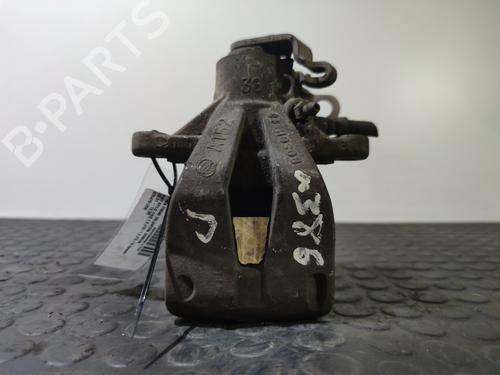 Used Right front brake caliper Right front brake caliper FIAT STILO (192_) 1.9 JTD (192_XE1A) (115 hp) 32473498 32473498