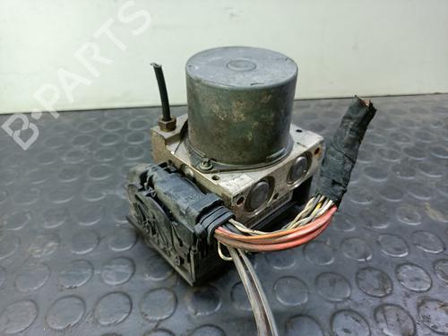 Used ABS pump RENAULT MEGANE II Saloon (LM0/1_) [2003-2025]  20840457