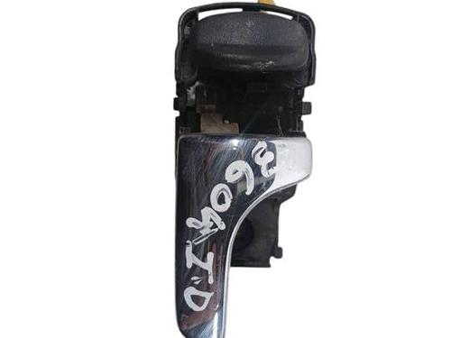 Used Front left interior door handle Front left interior door handle NISSAN TERRANO II (R20) 2.7 TDi 4WD (125 hp) 39960777 39960777
