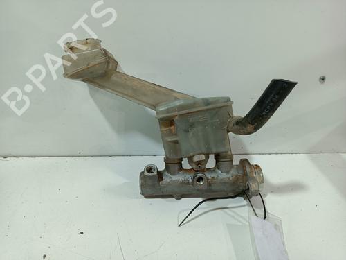 brake-master-cylinder-nissan-x-trail-i-t30-2001-2002-2003-2004-2005-2006-2007-2008-2009-2010-2011-2012-2013-32330918 main image