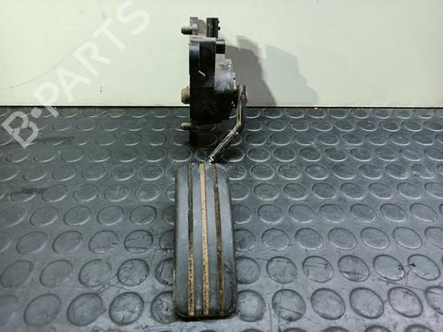 Used Pedal RENAULT MEGANE II (BM0/1_, CM0/1_) 1.4 16V (BM0B, CM0B) (98 hp) 27261584