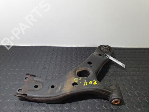 Used Left front suspension arm TOYOTA AURIS (_E15_) 1.4 D-4D (NDE150_, NDE150R) (90 hp) 32140060