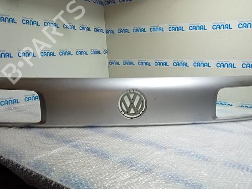 Used Grille VW PASSAT B3/B4 (3A2, 35I) 2.0 (115 hp) 20978655