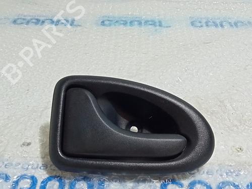 Used Front left interior door handle RENAULT MEGANE I Classic (LA0/1_) 1.6 e (LA0F, LA0S) (90 hp) 20815236