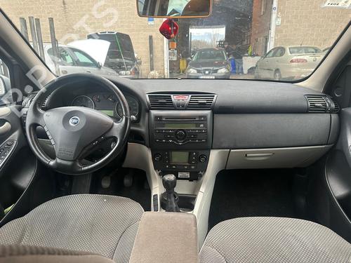 Right tailgate light FIAT STILO Multi Wagon (192_) 1.9 JTD | BP23103086C80