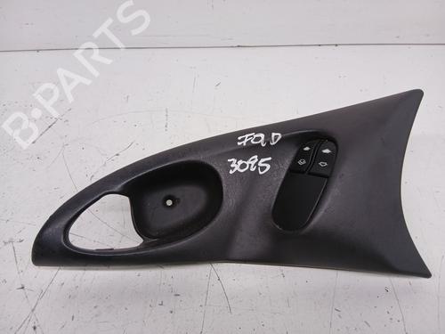 Used Left front window switch FORD FOCUS I (DAW, DBW) 1.6 16V (100 hp) 31027054