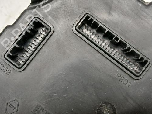 Fuse box RENAULT MASTER III Van (FV) | BP30551657E1