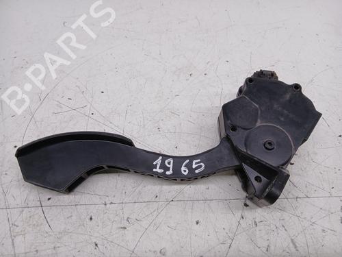 Used Pedal TOYOTA RAV 4 III (_A3_) 2.2 D 4WD (ALA30_, ALA30R) (136 hp) 32428545